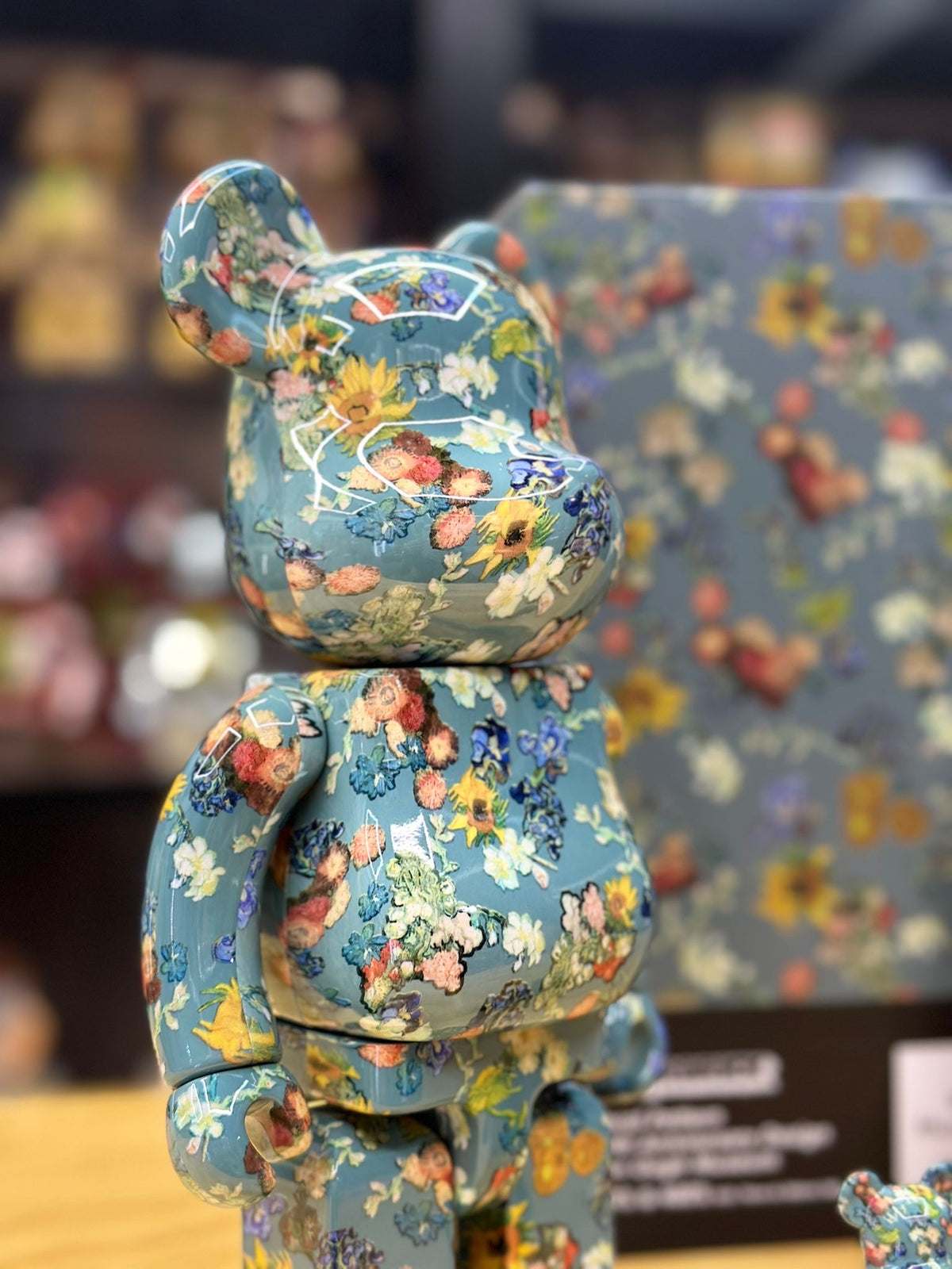 100% & 400% BE@RBRICK × Van Gogh Museum Floral Pattern 50th Anniversary Design Van Gogh Museum 梵高