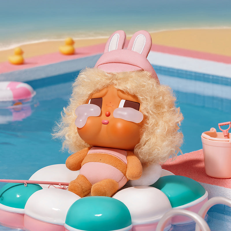 POPMART CRYBABY Vacation Mode On系列 - 搪膠毛絨掛件盲盒