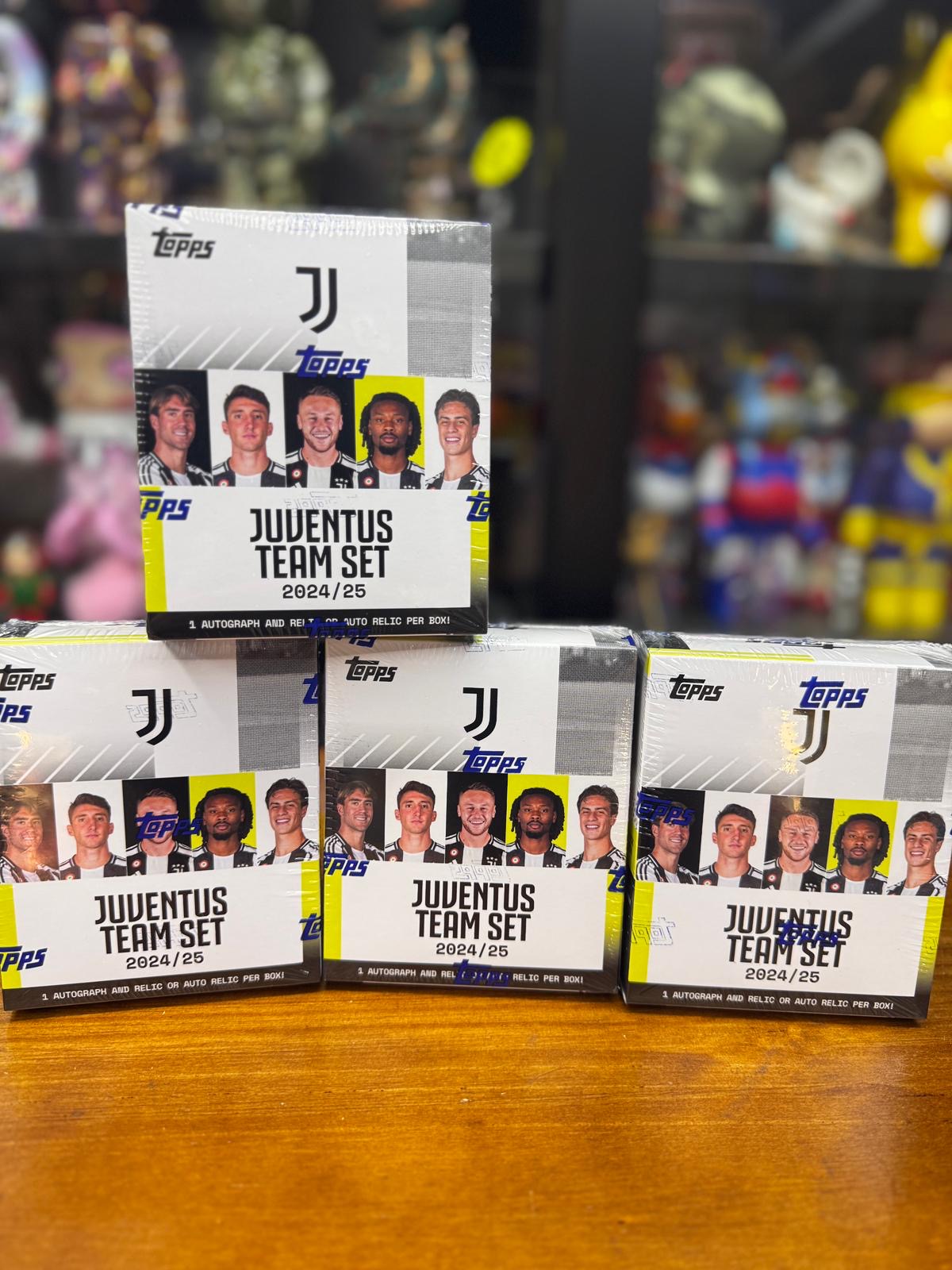 2024-25 Topps JUVENTUS Team Set Box