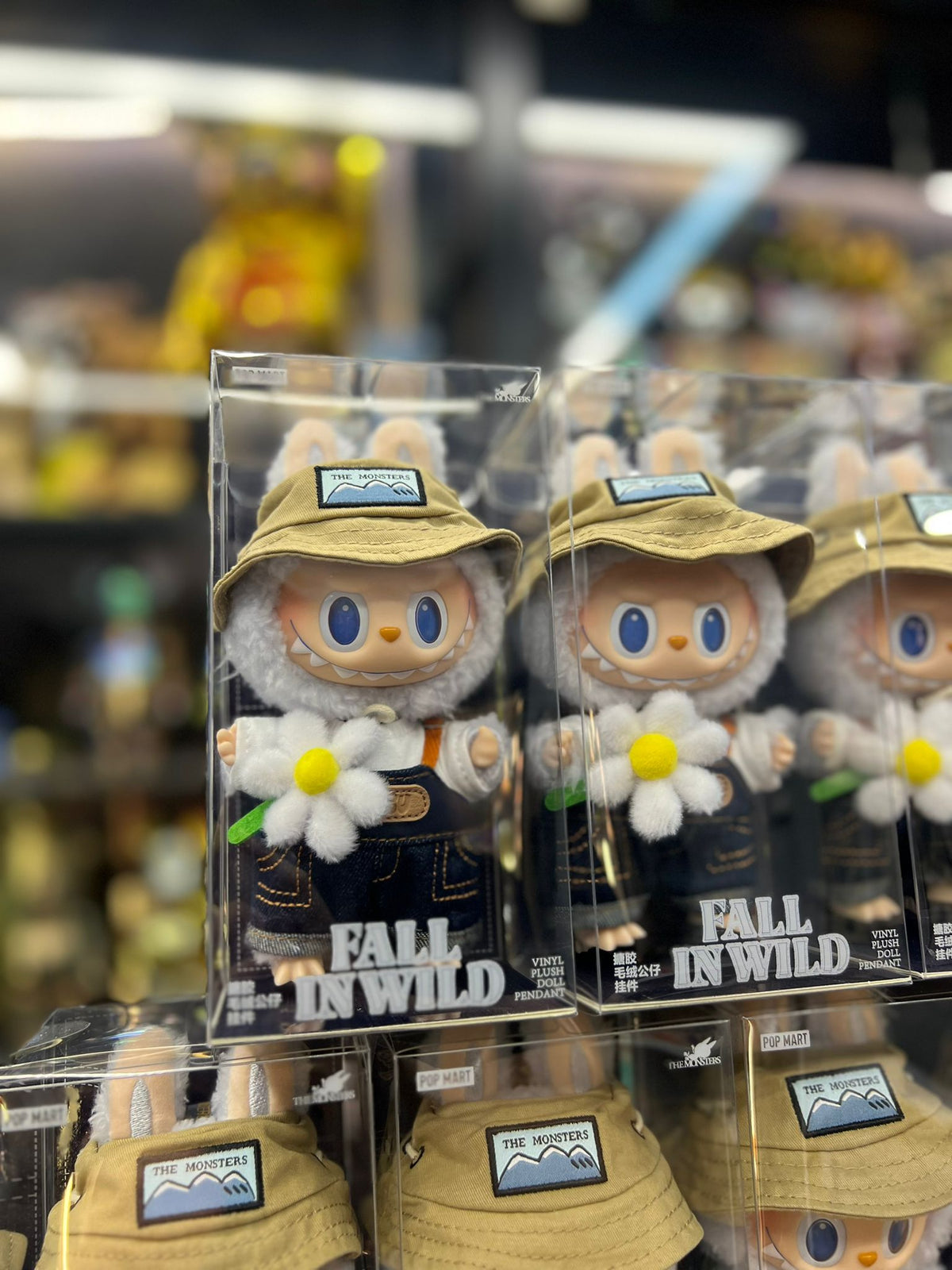 Popmart THE MONSTERS FALL IN WILD SERIES-Vinyl Plush Doll Pendant 細春野