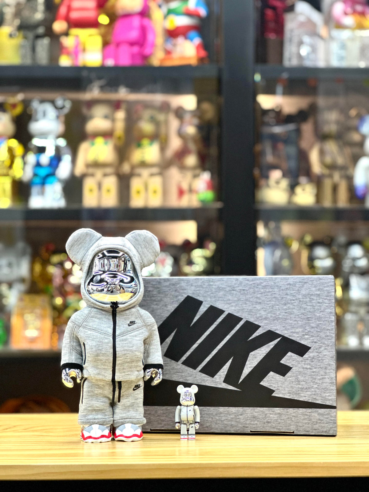 100% & 400% Be@rbrick Nike Tech Fleece