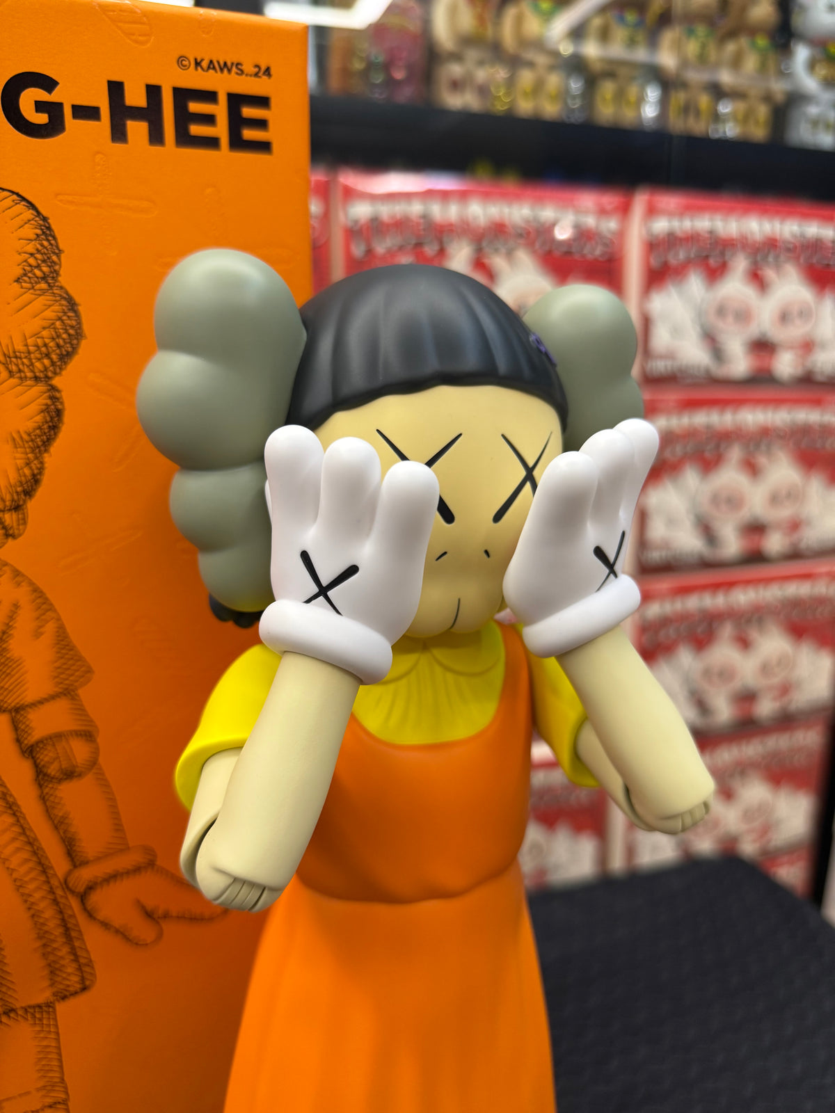 KAWS YOUNG-HEE Figure (Coloured)
